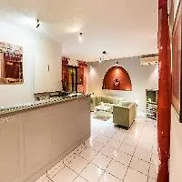 Bozikis Palace מלון 2*