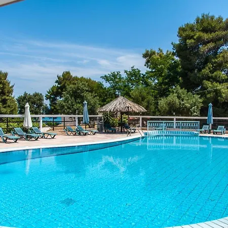 Отель Bozikis Palace 2*